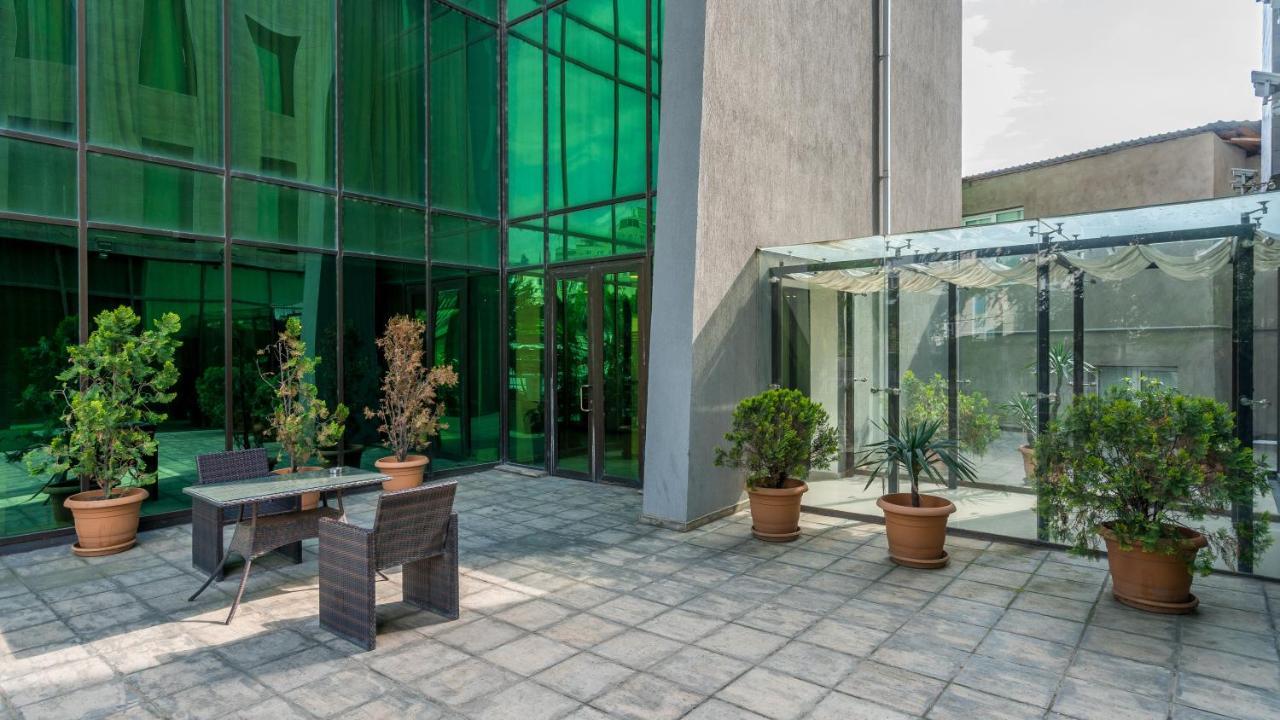 Capitol By Umbrella Hotel Tbilisi Ngoại thất bức ảnh