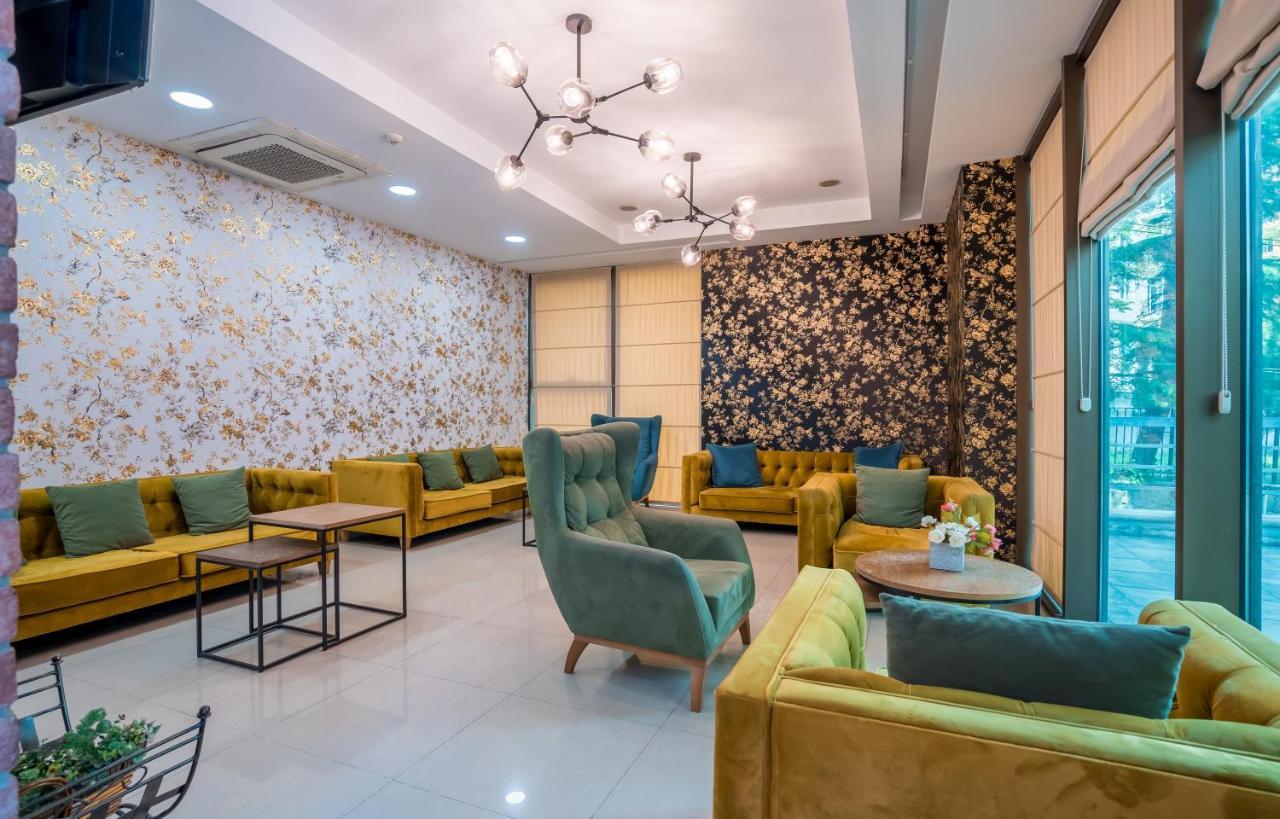 Capitol By Umbrella Hotel Tbilisi Ngoại thất bức ảnh