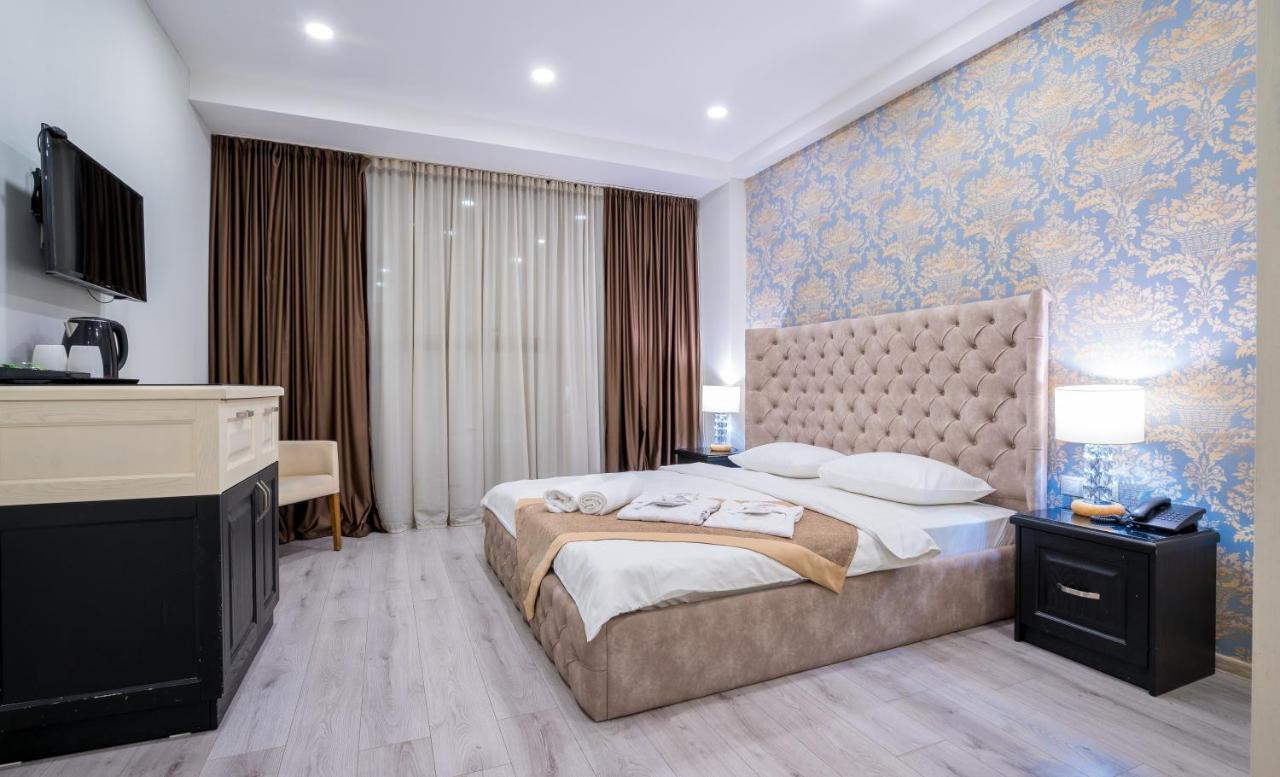 Capitol By Umbrella Hotel Tbilisi Ngoại thất bức ảnh